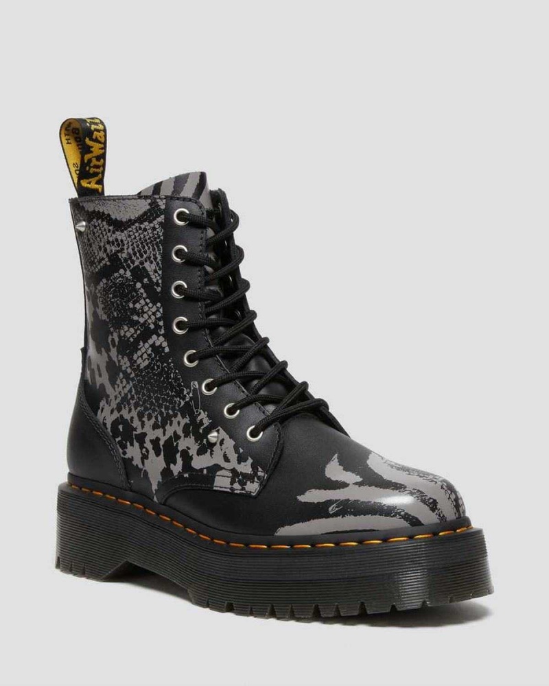 Dr martens outlet madrid uruguay hotsell